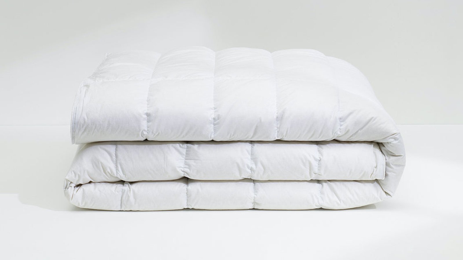 Down Duvets and Goose Down Bedding Sourcing from China: Fill Power, RDS and QC